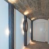 Cavendish Green, Gew&ouml;lberaum aus Furnierstein. Decke rund gearbeitet, mit Designlampen aus Furnierstein-Blue Orchid &nbsp;Design: Jan Allers.