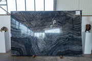 Exklusiv Serie Silver Brown Wave: ein einzigartiger Marmor (Weichgestein) aus China, Zuschnitte für Bäder.